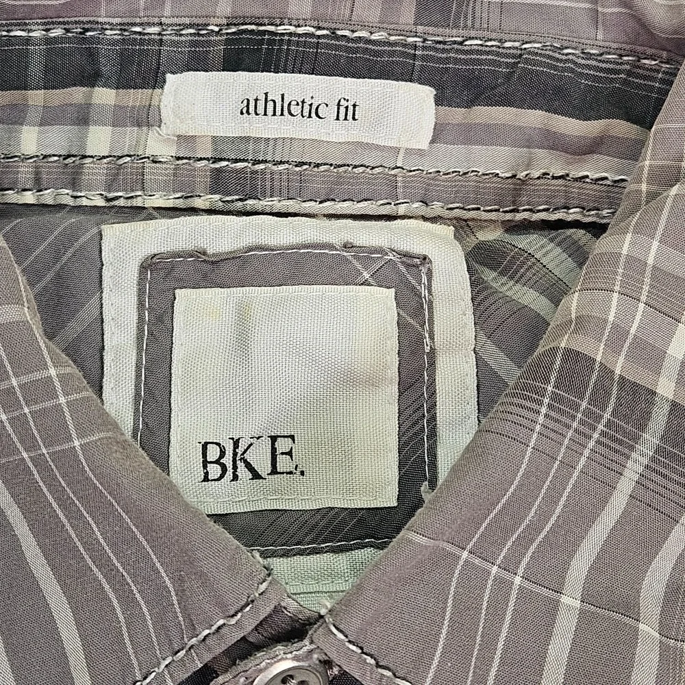 BKE‎ Button-Up Shirt Mens M Gray Plaid Long Sleeve Athletic Fit Flap Pockets